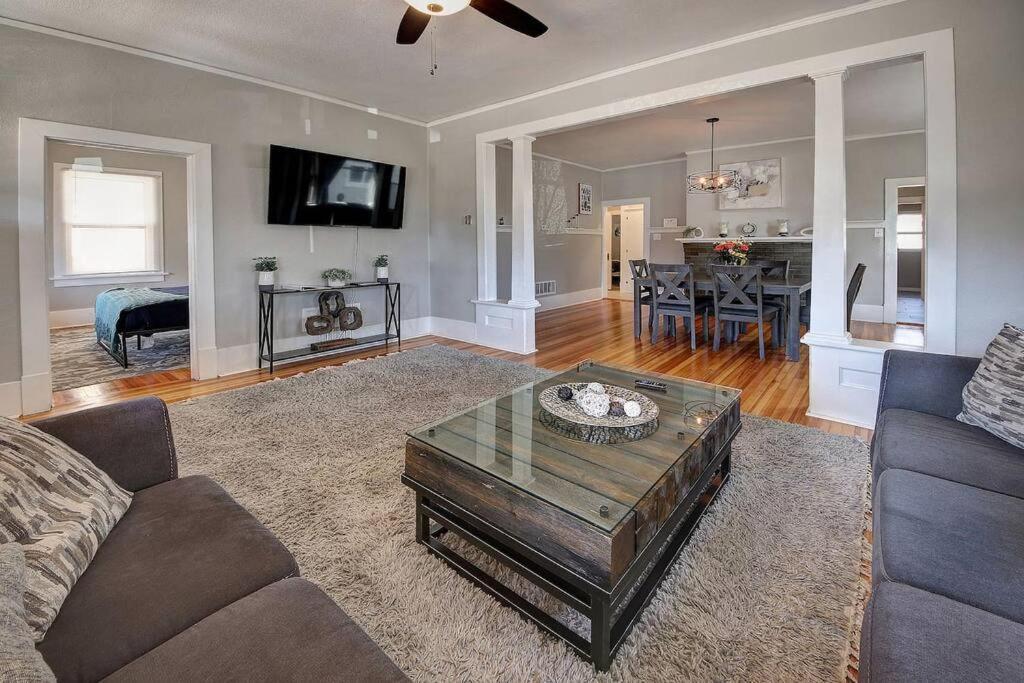 Historic Home W/Pikes Peak Views كولورادو سبرينغس المظهر الخارجي الصورة